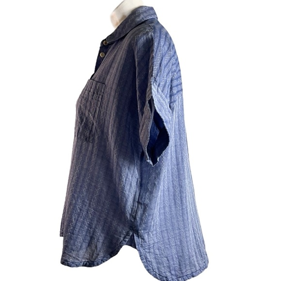 Madewell Daily Shirt in Textural Stripe Shirt in Linear Ditsy Dobby Navy - Picture 8 of 15